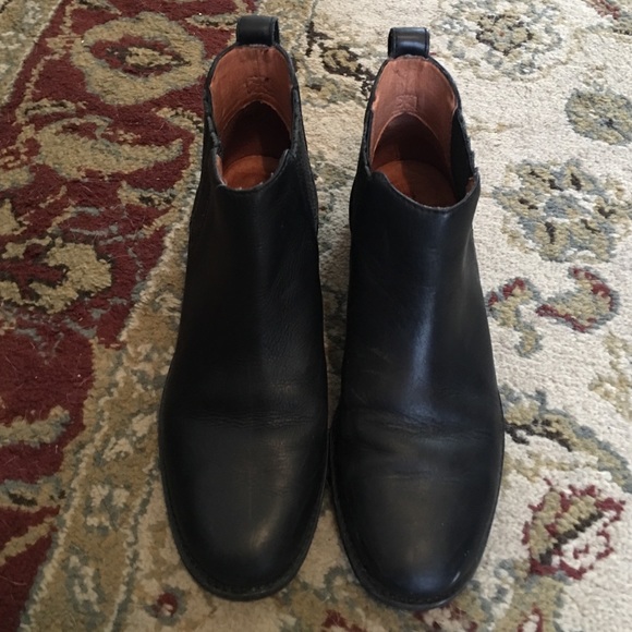 Madewell Shoes - Madewell Chelsea Boot