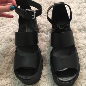 LF platform sandals