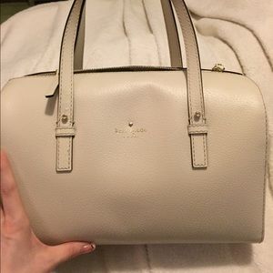 nude kate spade handbag 💛
