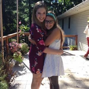 Meet your Posher, Laura