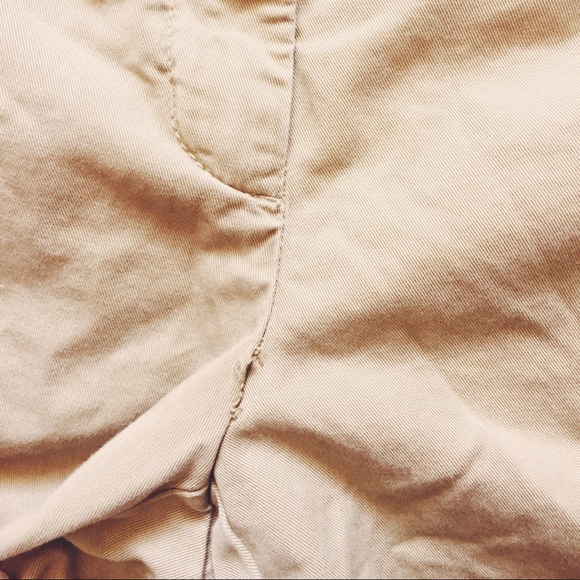 J. Crew Classic Chino Khaki Shorts - Picture 4 of 5