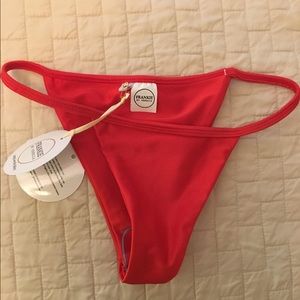 Frankie Bikini Bottom!