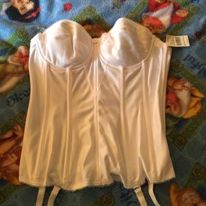 Brand new never worn corset size 36B