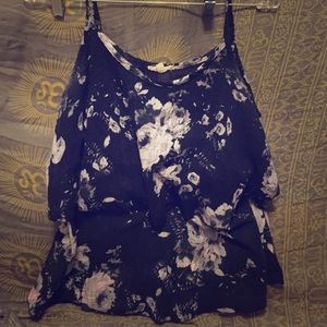 Blouse with black and white flower design