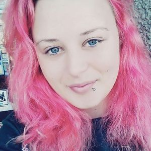 Meet your Posher, Elisha