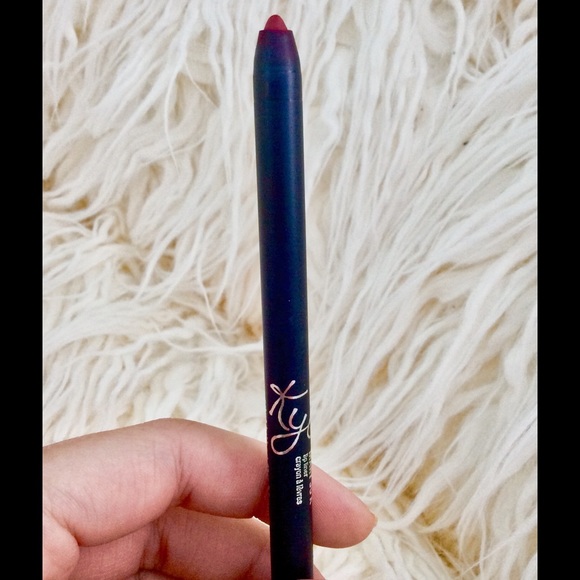 BRAND NEW Mary Jo K Kylie Lipkit - Picture 3 of 4