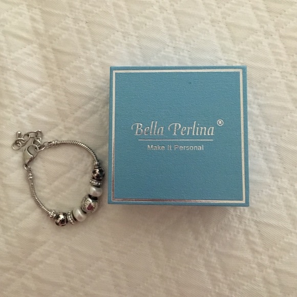 Bella Perlina charm bracelet