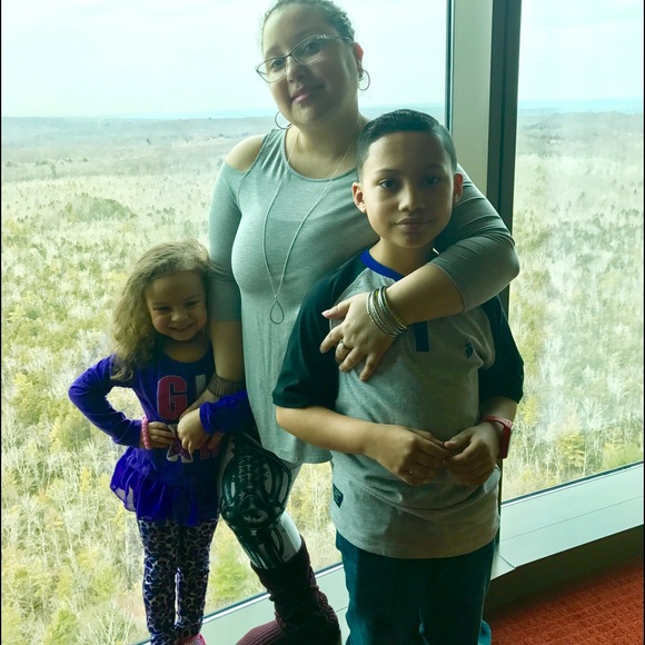 Meet your Posher, Jessy - Picture 2 of 3