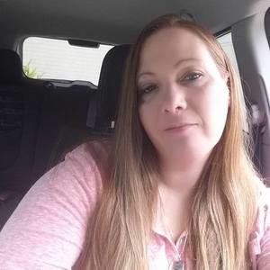 Meet your Posher, Leslee