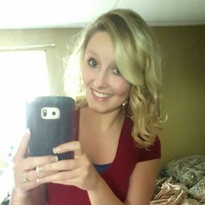 Meet your Posher, Amber