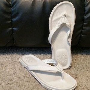 Ugg Flip Flops
