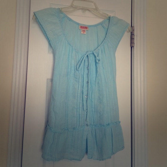 Blue lace top