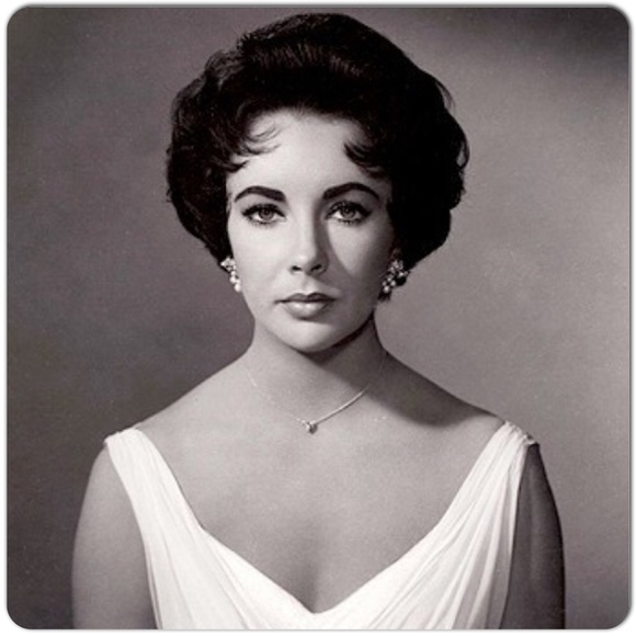 A TRIBUTE TO ELIZABETH TAYLOR - Picture 4 of 4