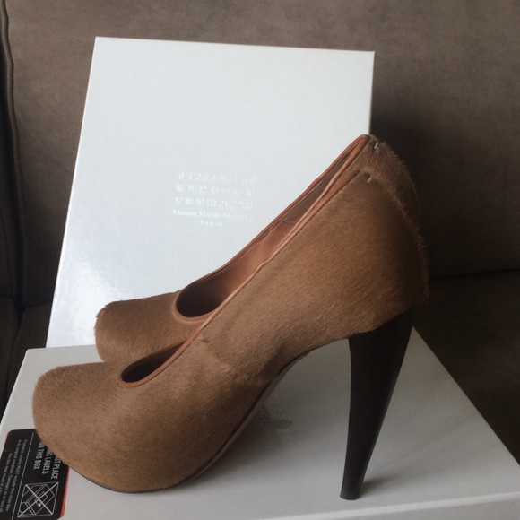 Maison Martin Margiela calf hair stunning pumps