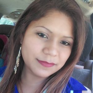 Meet your Posher, Claudia