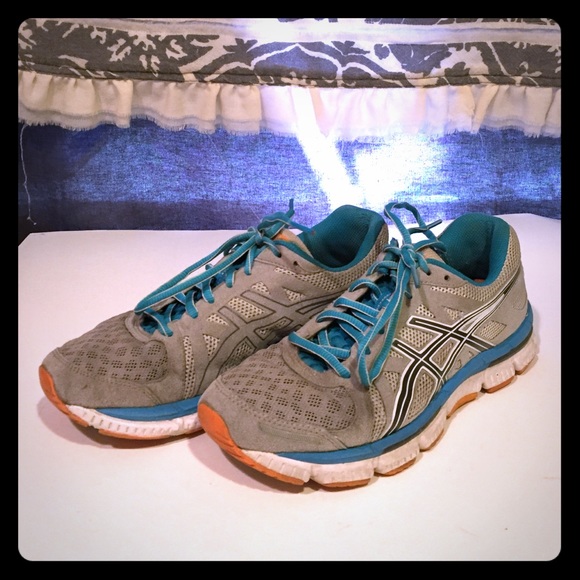 Oasics Gel-neo33 sneakers (7.5)