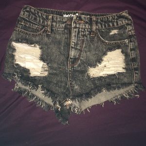 High wasted shorts