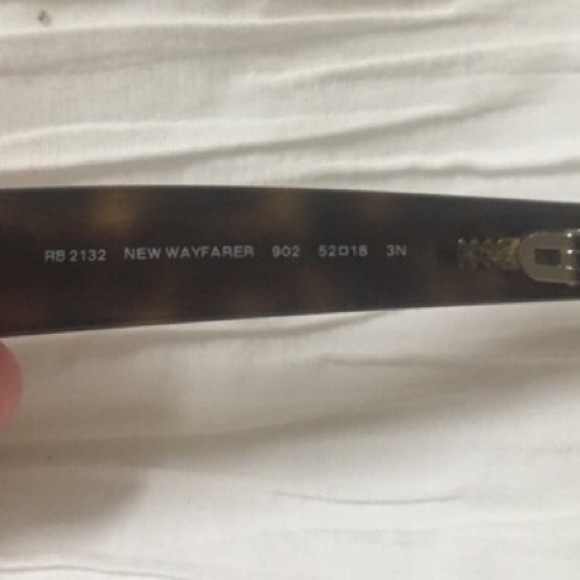 Ray Ban Wayfarers - Picture 3 of 4