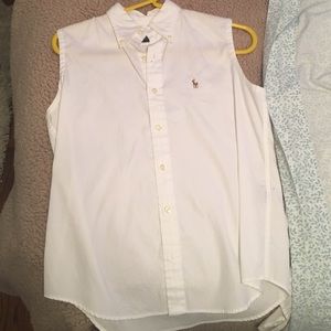 Sleevless button up