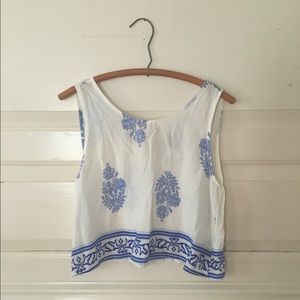 Patterned crop tank top