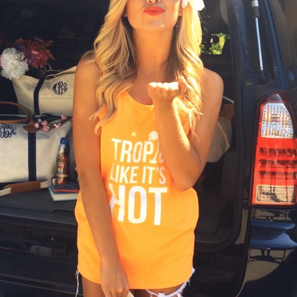 Orange 'Tropic Like It's Hot' tank🌴