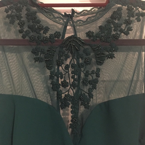 ✨Price Drop✨ Zara Dress - Picture 2 of 3