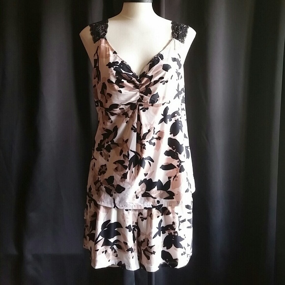 ***SOLD***NWT Maidenform Shortie Set