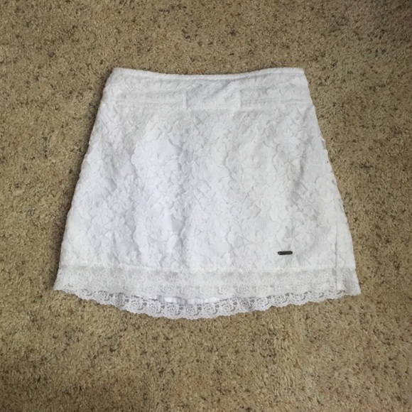 Hollister Skirt - Picture 1 of 2