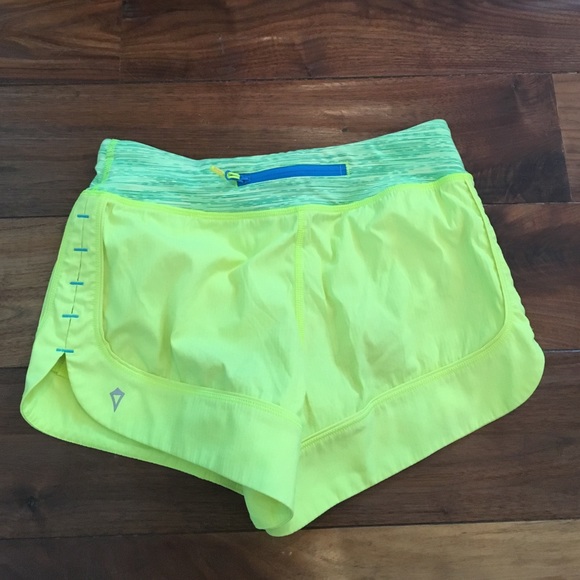 ivivva shorts. Sold on Ⓜ️erc. - Picture 2 of 2