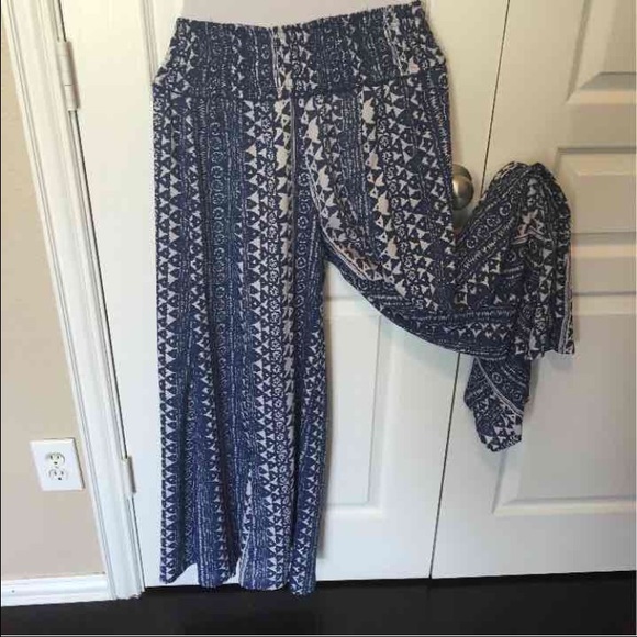 Elam Palazzo Pants - Picture 3 of 4