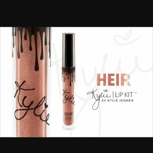 Kylie jenner metal lip gloss heir