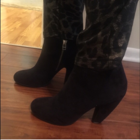 Bundle And Save 4 Pair Ankle Boots - Picture 2 of 4