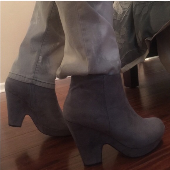 Bundle And Save 4 Pair Ankle Boots - Picture 4 of 4