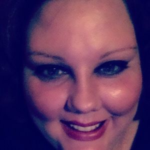 Meet your Posher, Misty