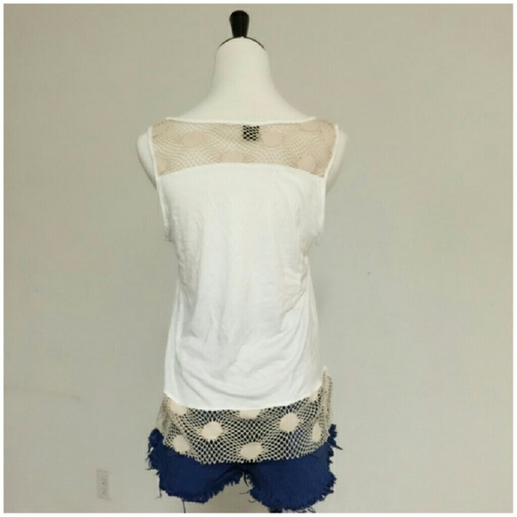 📣SALE! April Spirit Paris Graphic Lace Tank - Picture 4 of 4