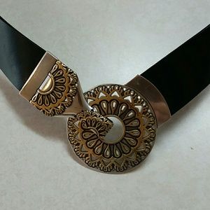 Chico's black leather fashion belt