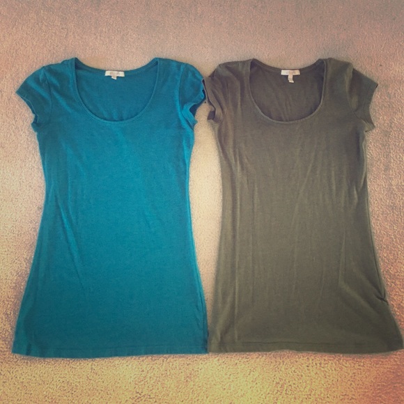 Two delia's shirts for the price of one!