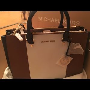 Michael Kors Sutton Cntr Stripe Large Satchel