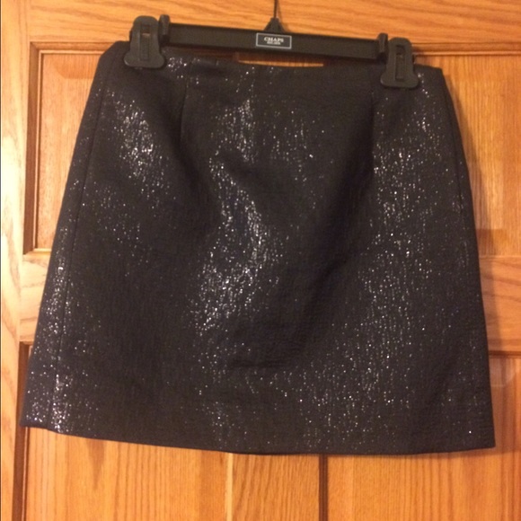 Shimmer mini skirt!