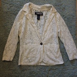 Cream Lace 3/4 length blazer