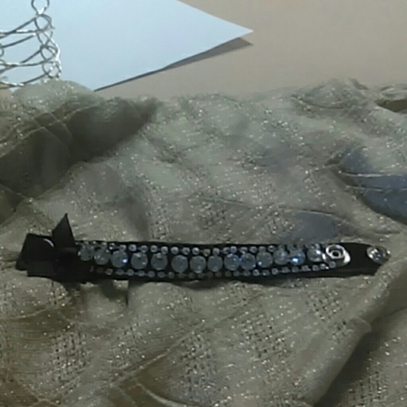EXPRESS BLACK BRACELET WITH CRYSTALS