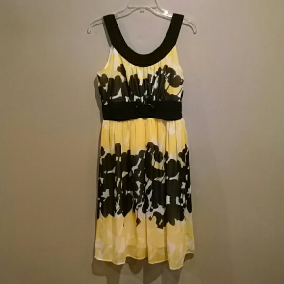 Jonathan Martin Dresses & Skirts - Beautfiuk summer dress!