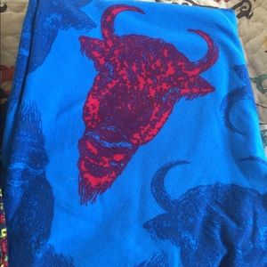 LuLaRoe OS never been worn.