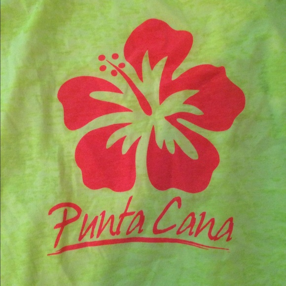 neon yellow tank🙌🏼 - Picture 2 of 4