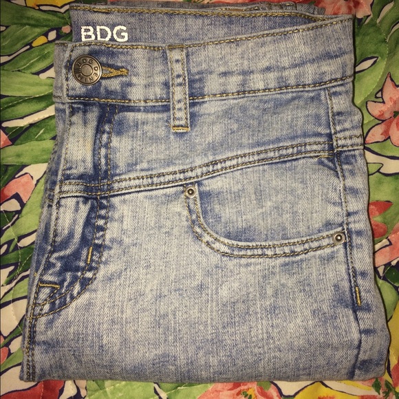 acid wash skinny jeans
