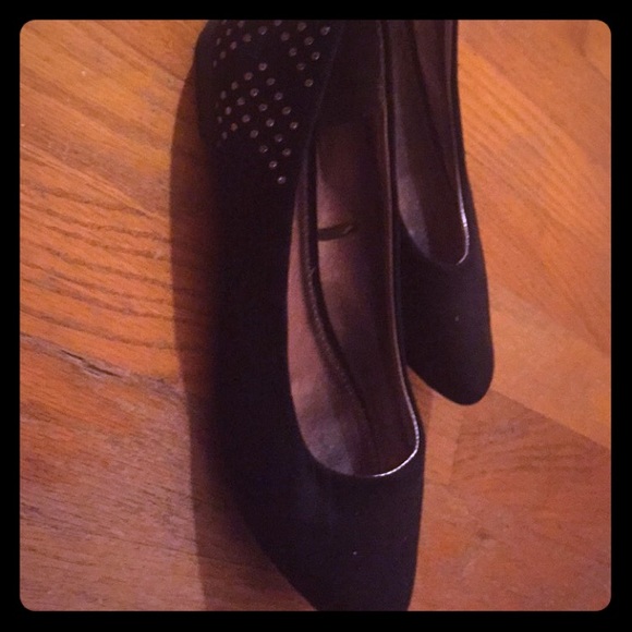 Black flats