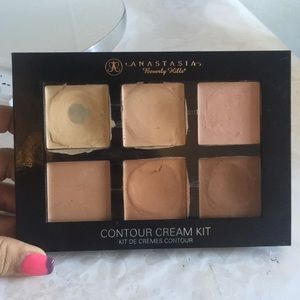 ABH Light Contour Cream Kit