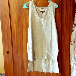 Sleeveless knit top