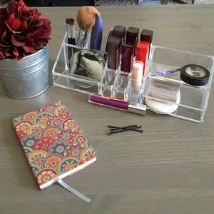 Makeup Organizer