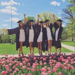 Meet your Posher, Jenn